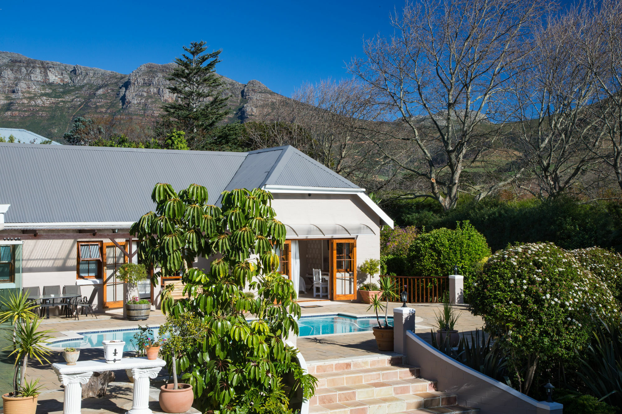Guest house Summit Place